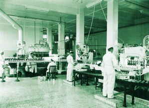 租界风云里的精明与烟火 1949年前上海金融与餐饮管理探微