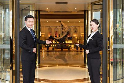 职业魅力与专业素养 探索酒店管理领域的精英风采